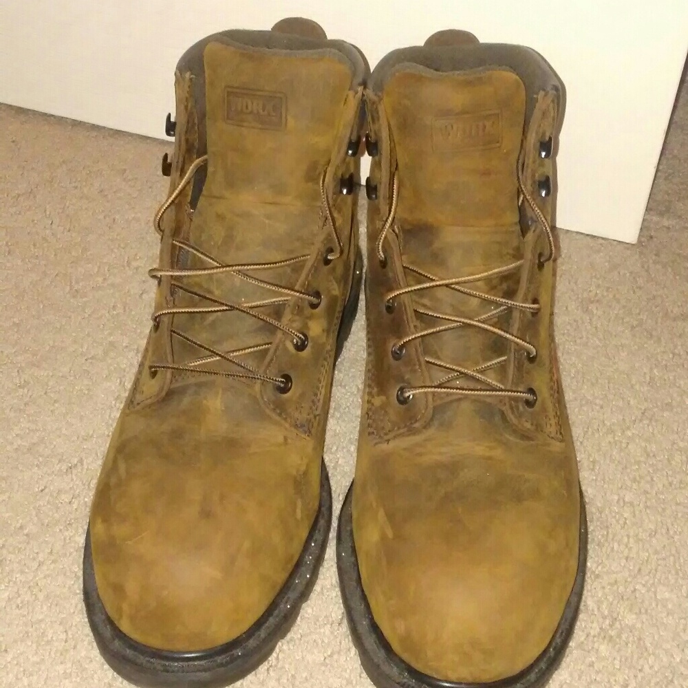 Brand New Truss Boots